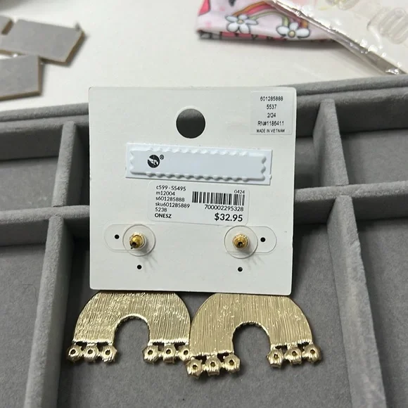 Lane Bryant Earrings - Picture 2 of 2